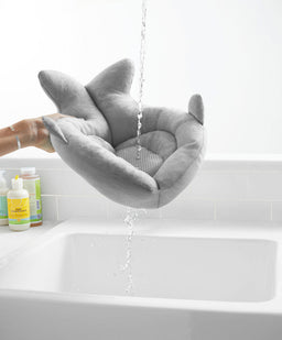 Skip Hop Baths Moby SoftSpot Sink Bather- Grey