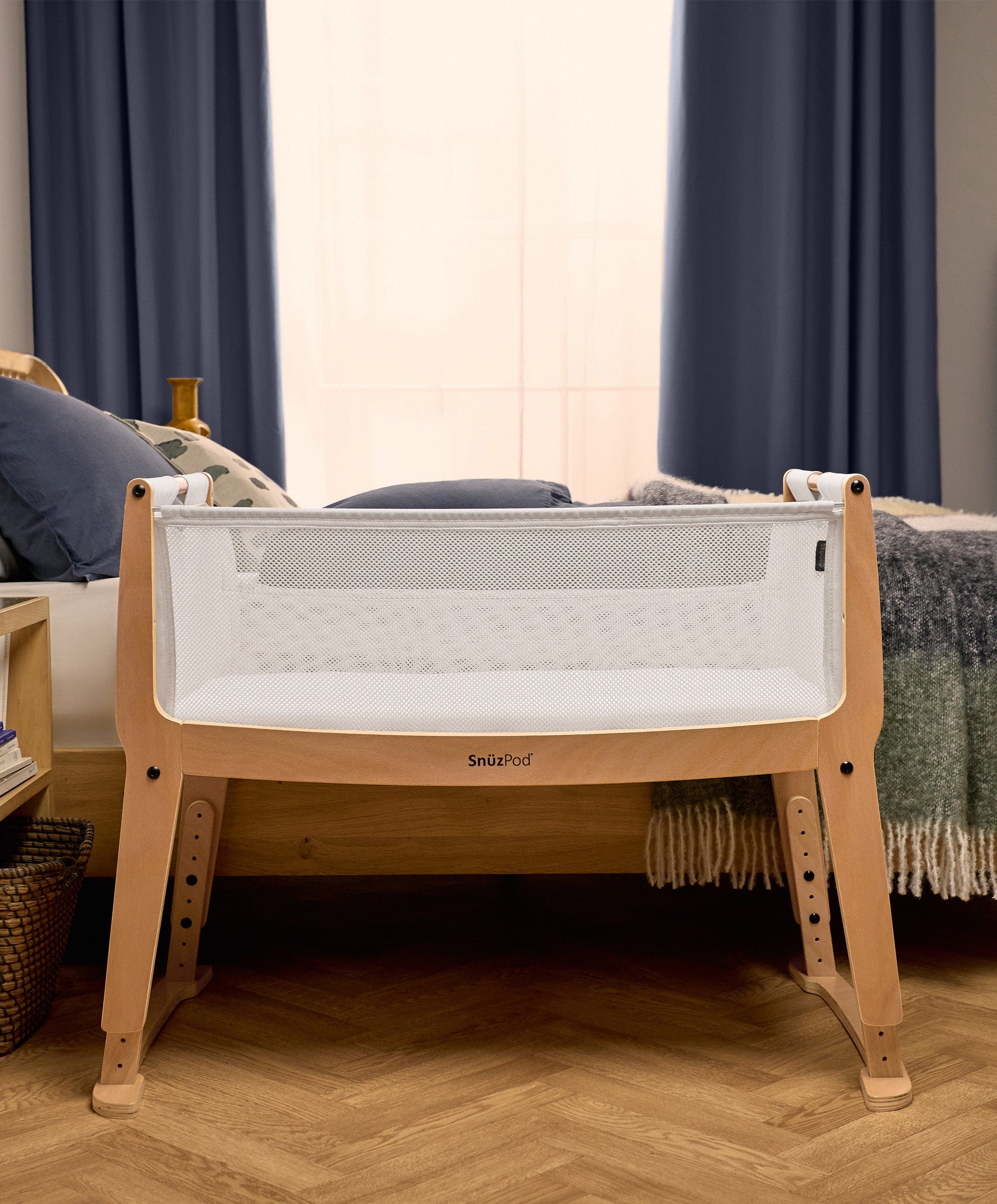 Snuzpod Studio Bedside Crib Stockholm – Mamas Papas IE