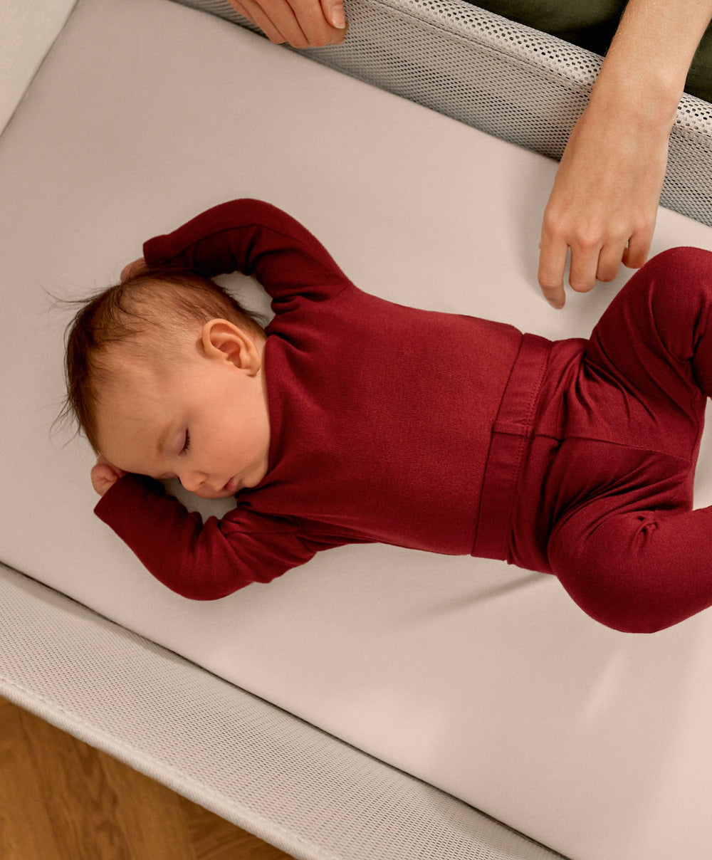 Snuz SnuzPod Studio Bedside Crib – Tokyo Matcha