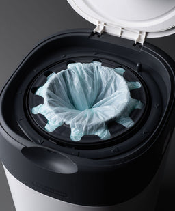 Tommee Tippee Nappy Bins Tommee Tippee Twist & Click Advanced Nappy Bin & 7 Refill Cassettes
