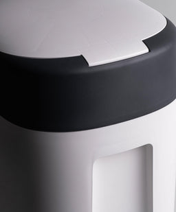 Tommee Tippee Nappy Bins Tommee Tippee Twist & Click Advanced Nappy Bin & 7 Refill Cassettes