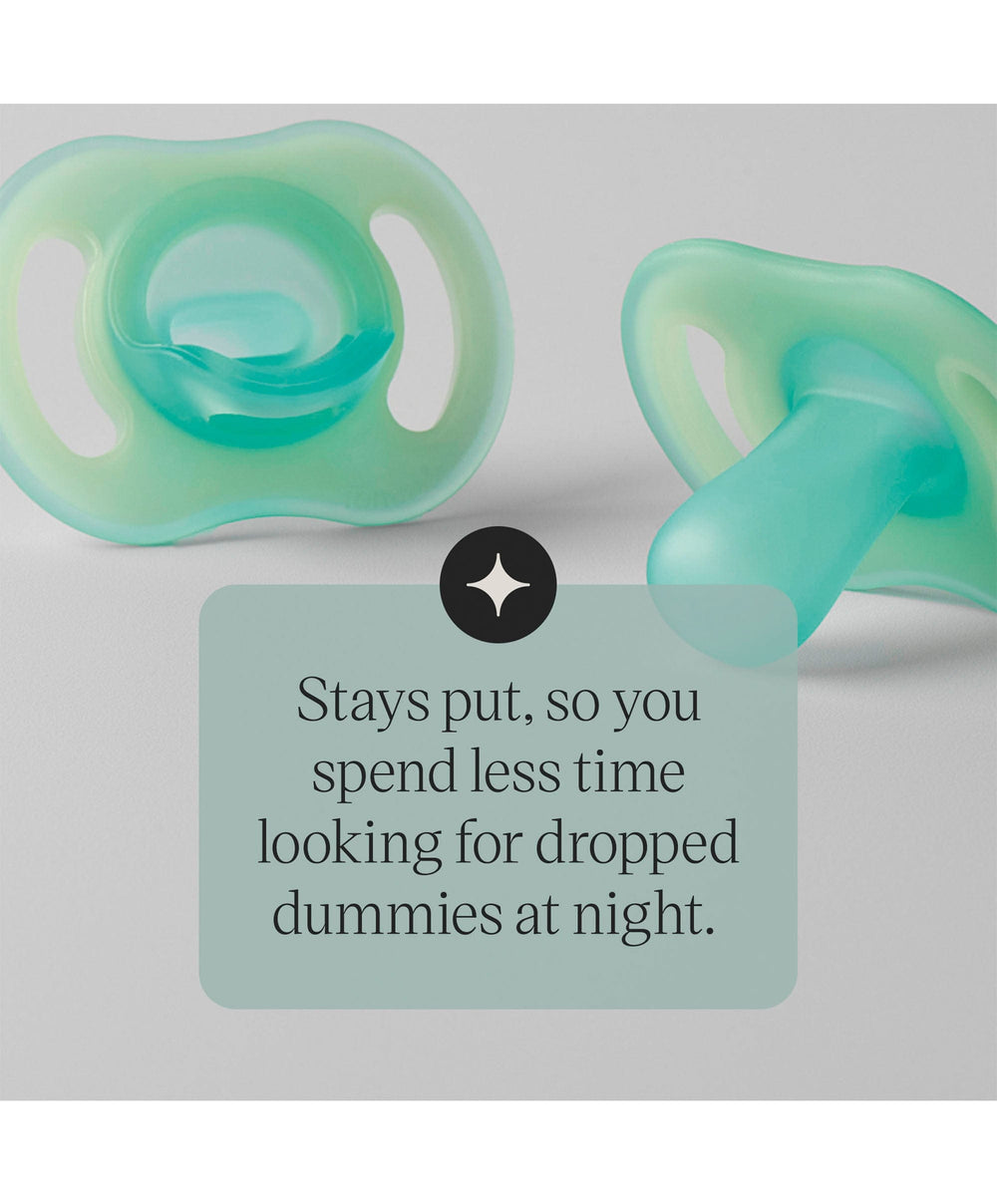 Tommee Tippee Tommee Tippee Natural Start Feeding and Soothing Bundle (16 Pieces)