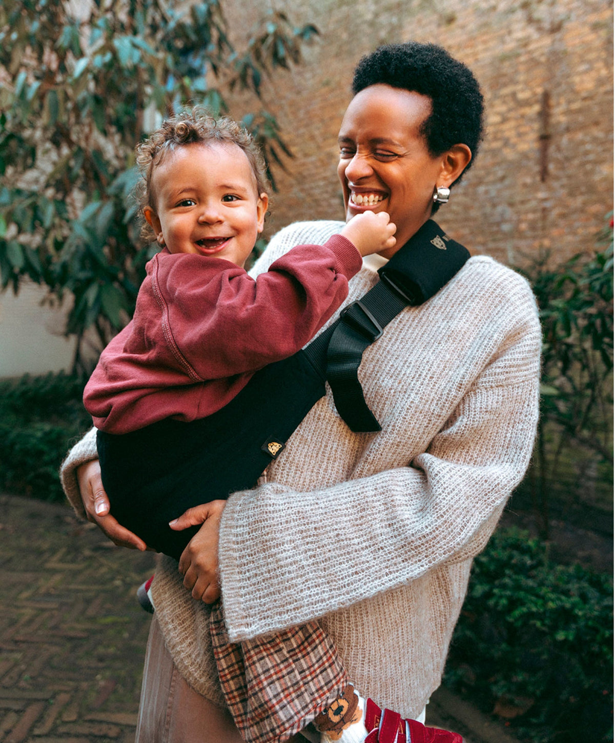 Wildride Baby Carriers Wildride Toddler Carrier - Black