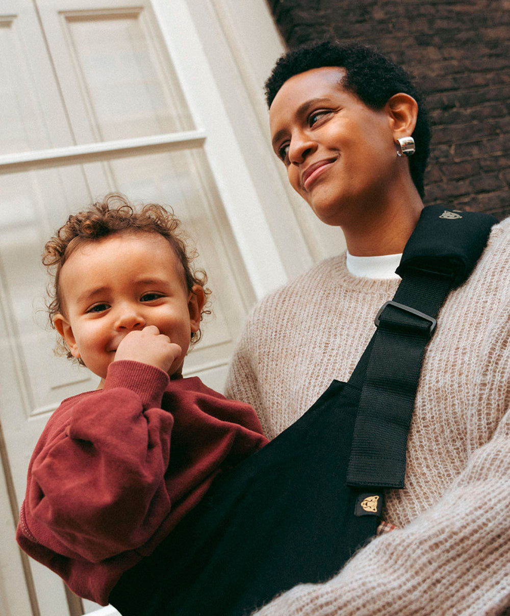 Wildride Wildride Toddler Carrier with Free Bag - Black