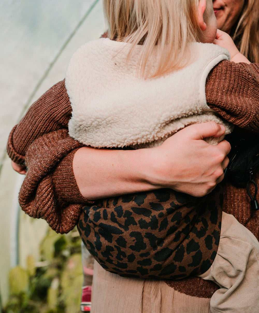 Wildride Wildride Toddler Carrier with Free Bag - Leopard