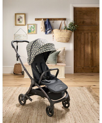 Mamas & Papas Laura Ashley Airo Pushchair in Black